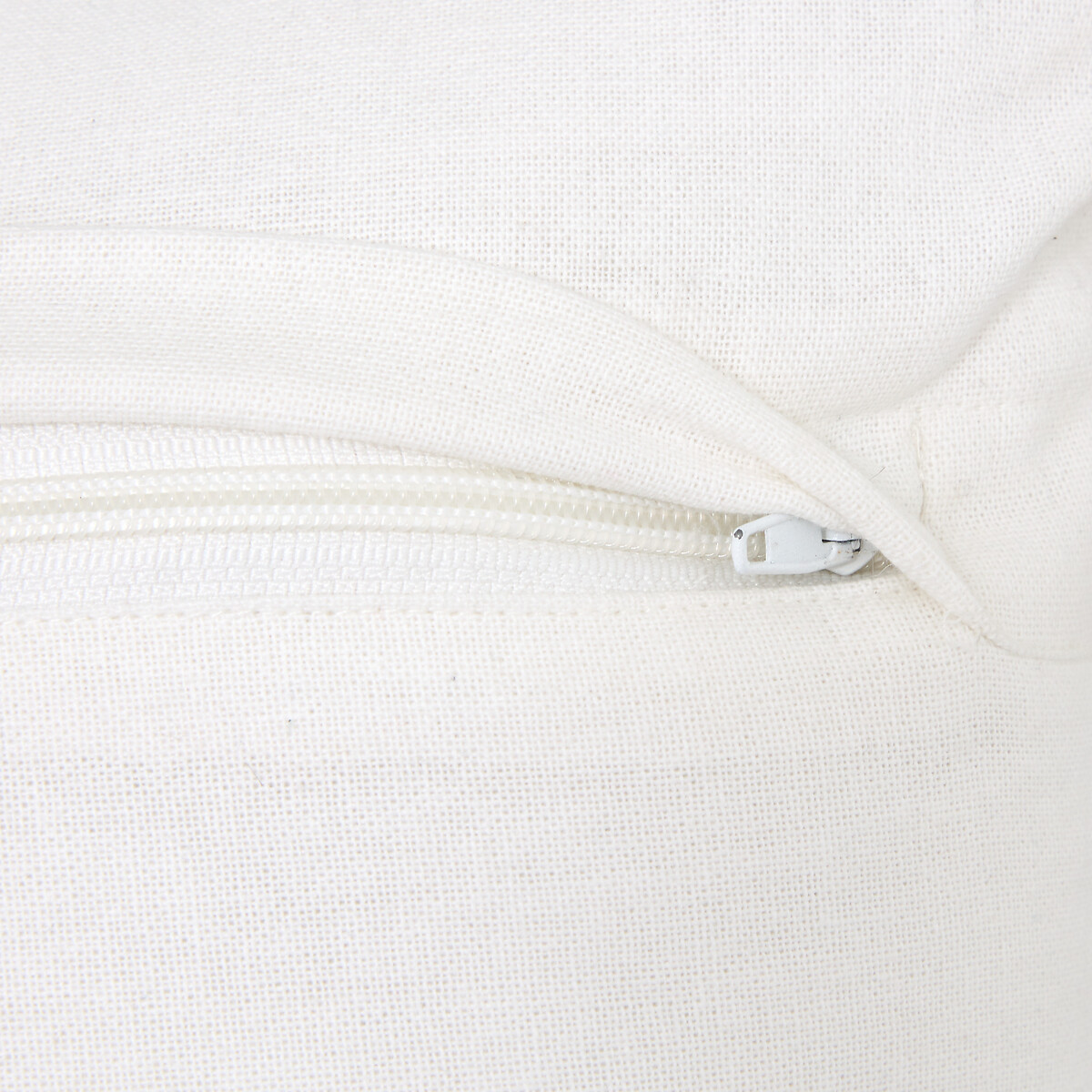 Almofada bordada OCEANIA branca 45x45cm