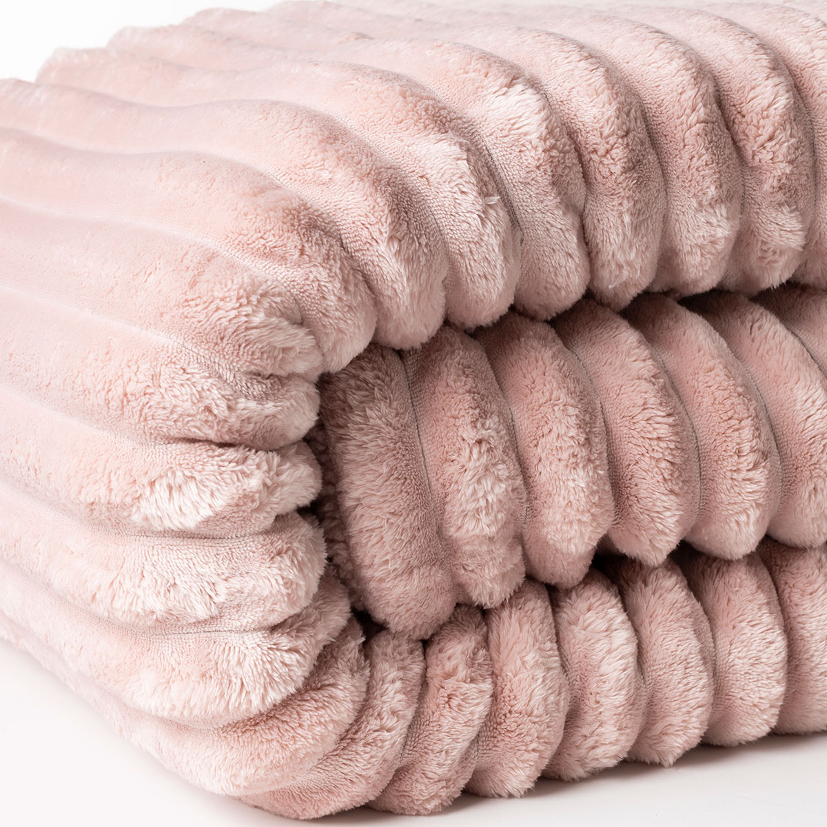 Edred&atilde;o WINTER NEST rosa 240x260cm