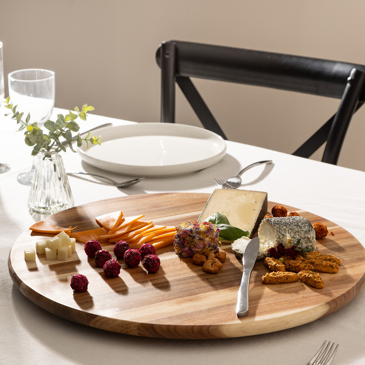 Tábua giratória castanha em madeira 50cm