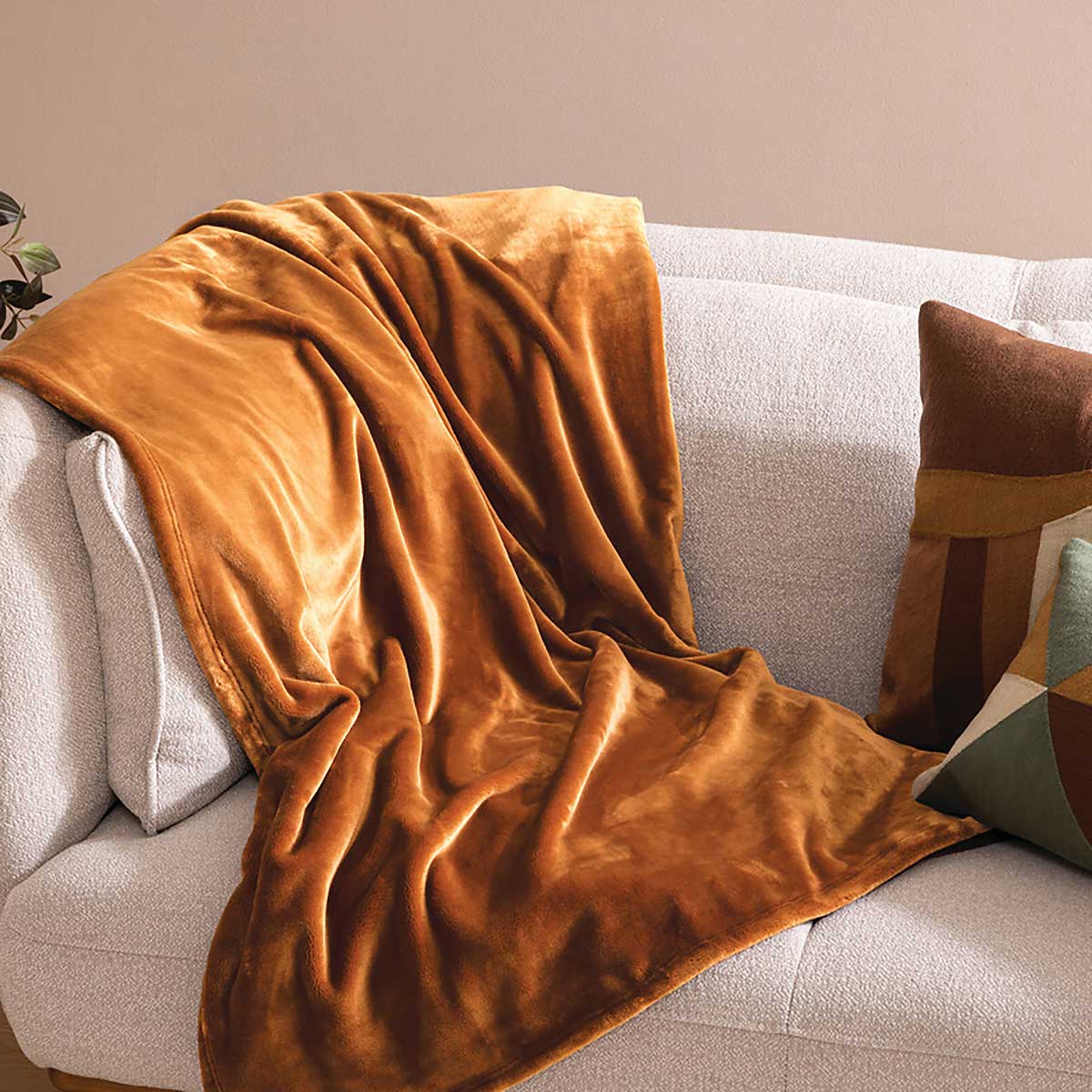 Manta CUDDLY ocre 180x230cm