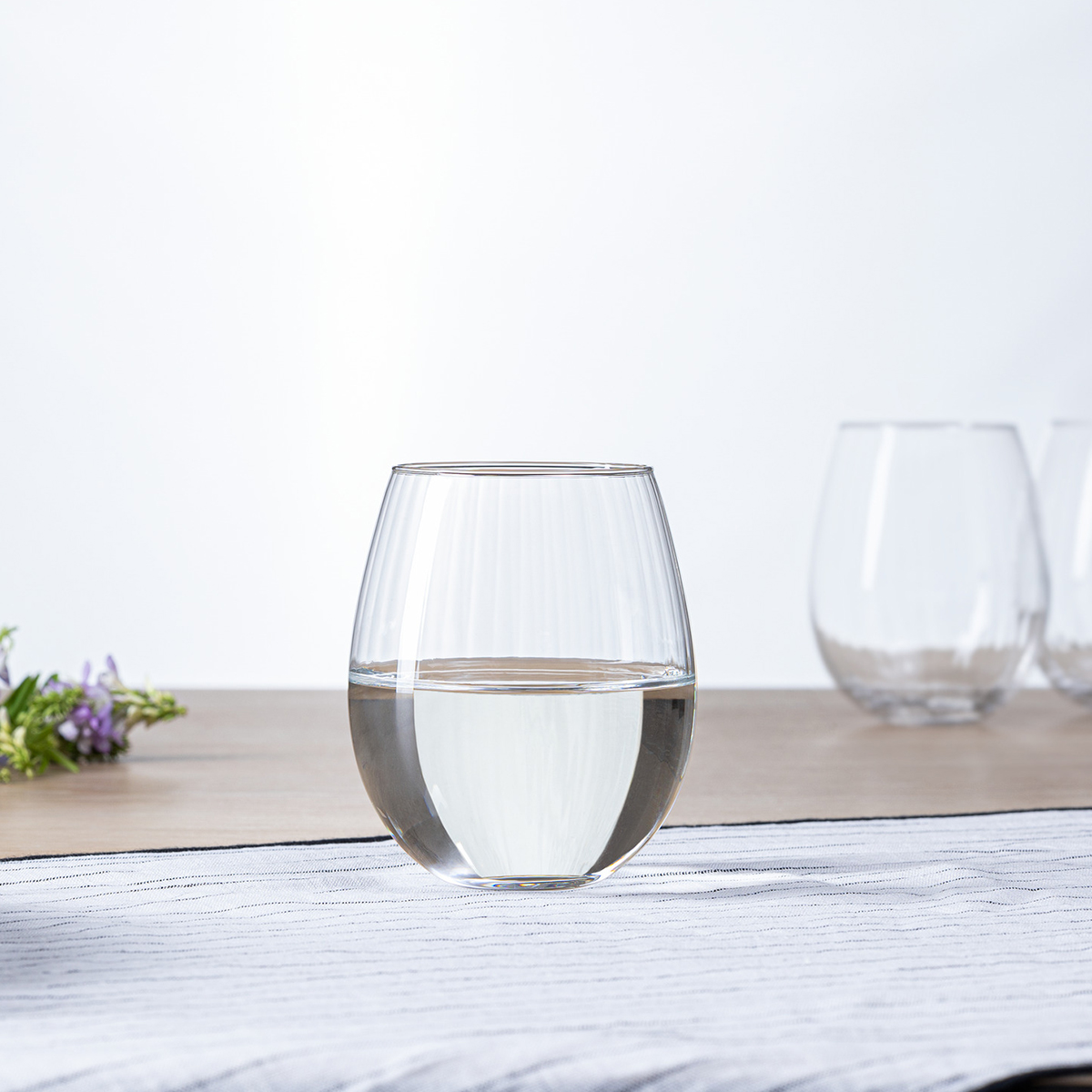 Copo de &aacute;gua sem p&eacute; volta 44cl