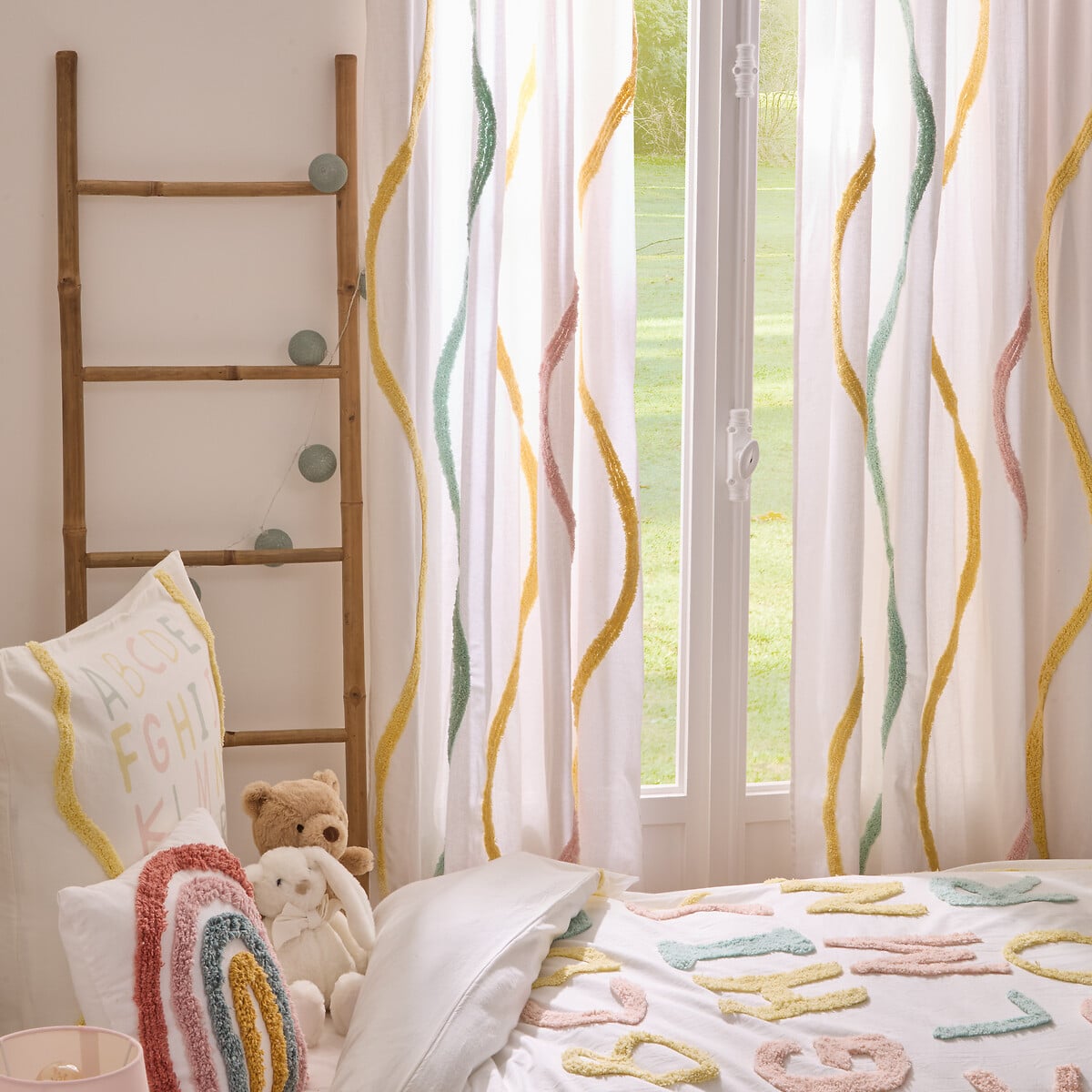 Cortina TUFY branca 140x260cm