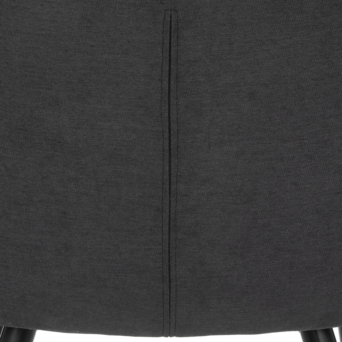 Cadeirão em tecido preto com pernas pretas VISOCA