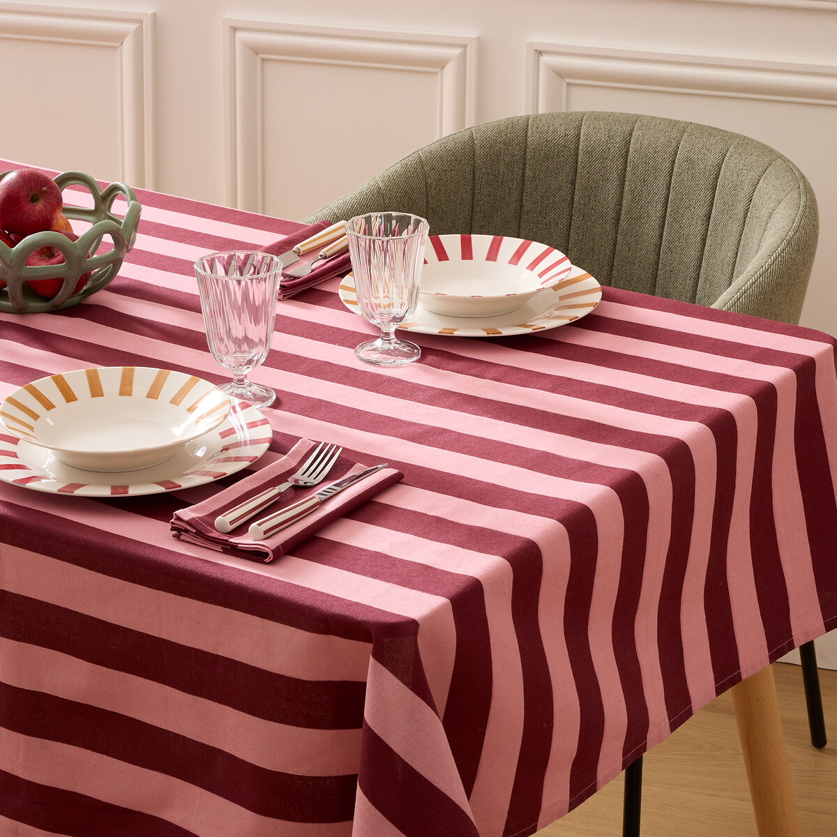 Prato sobremesa CHERI vermelho em porcelana 19cm