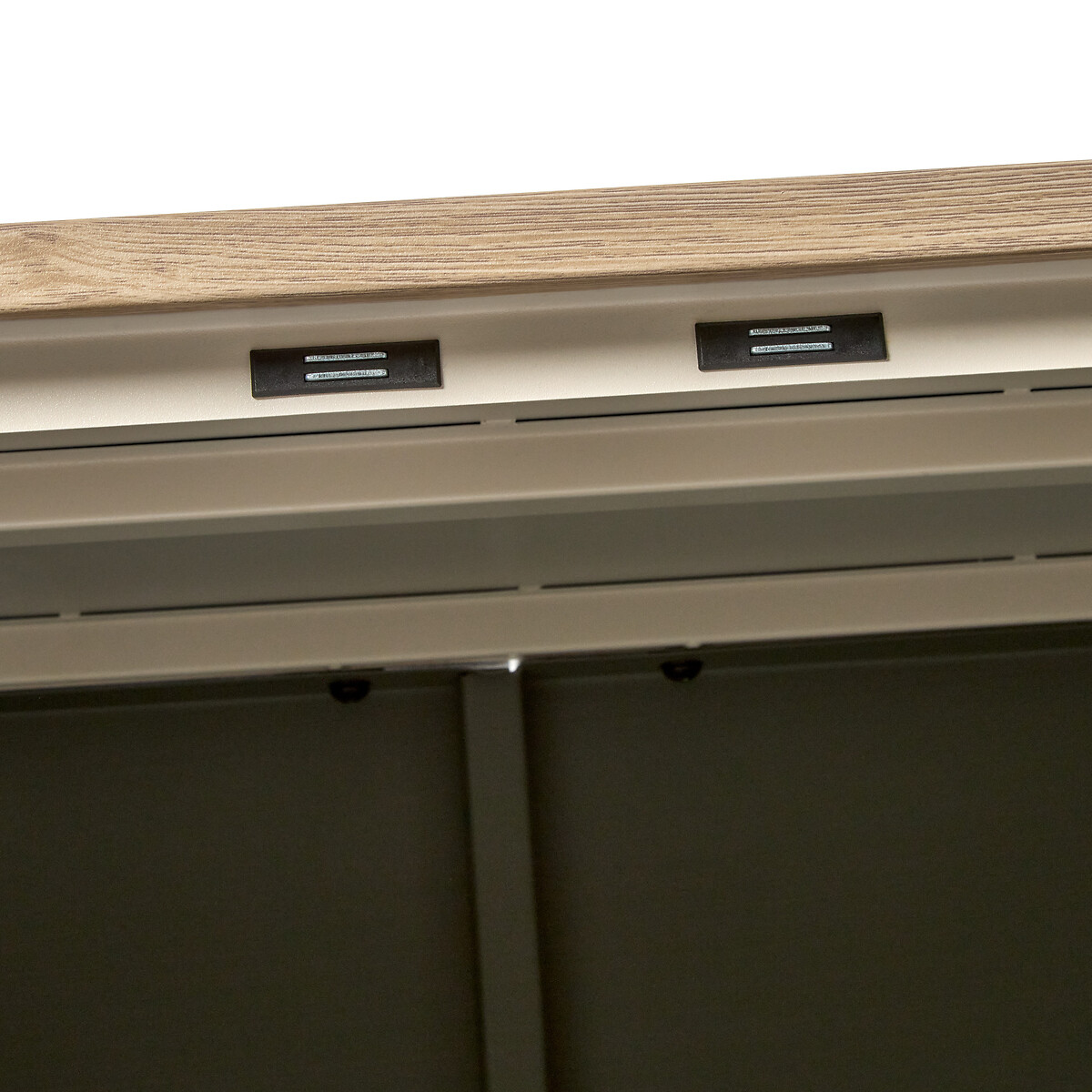 M&oacute;vel exterior de apoio IRONIA caf&eacute; lin