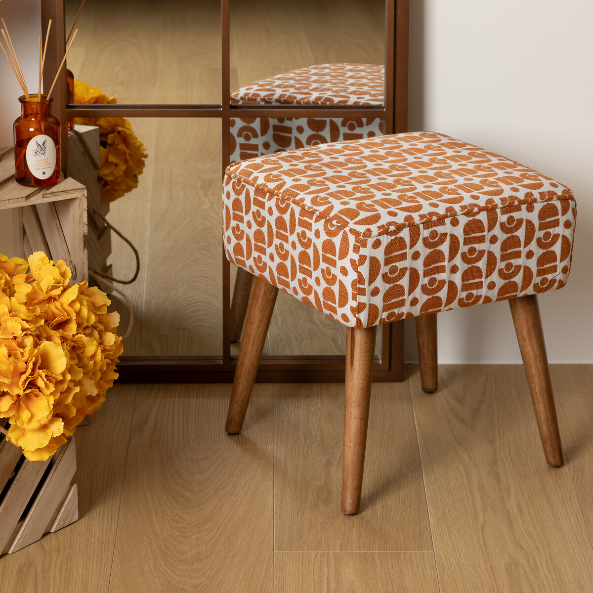 Tamborete CHIARA ocre em madeira pinho 38x38x40cm
