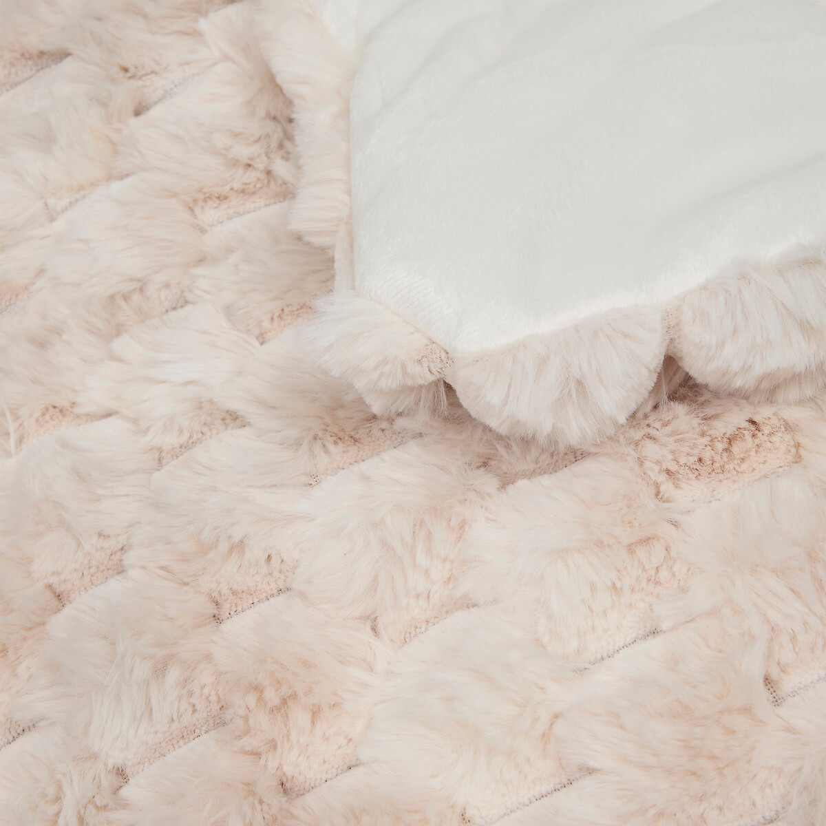 Manta ADRIEL bege pelo 80x180cm