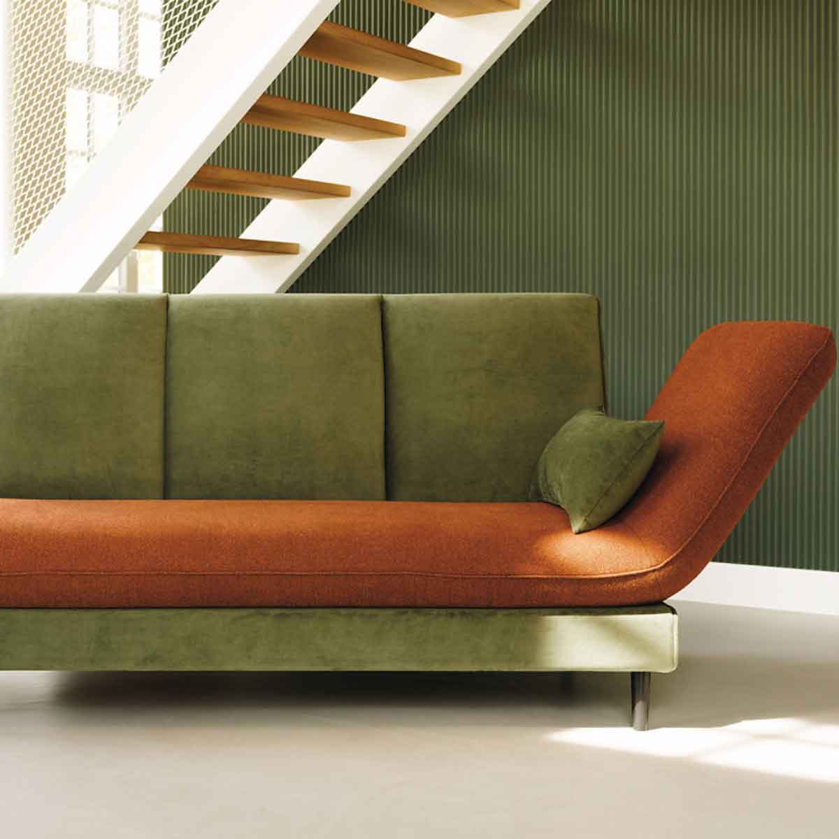 Sof&aacute; de design MATALI 3 lugares