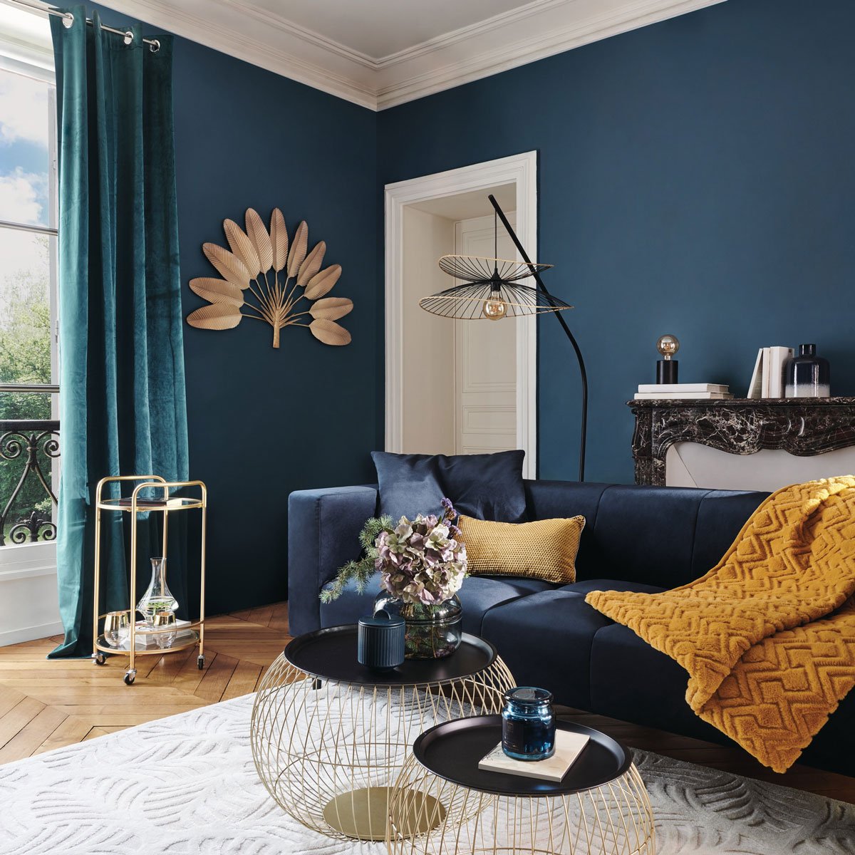 Mesa de apoio ALAYA dourada 49cm