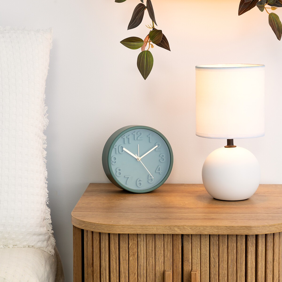 Candeeiro de mesa bola branco cerâmica