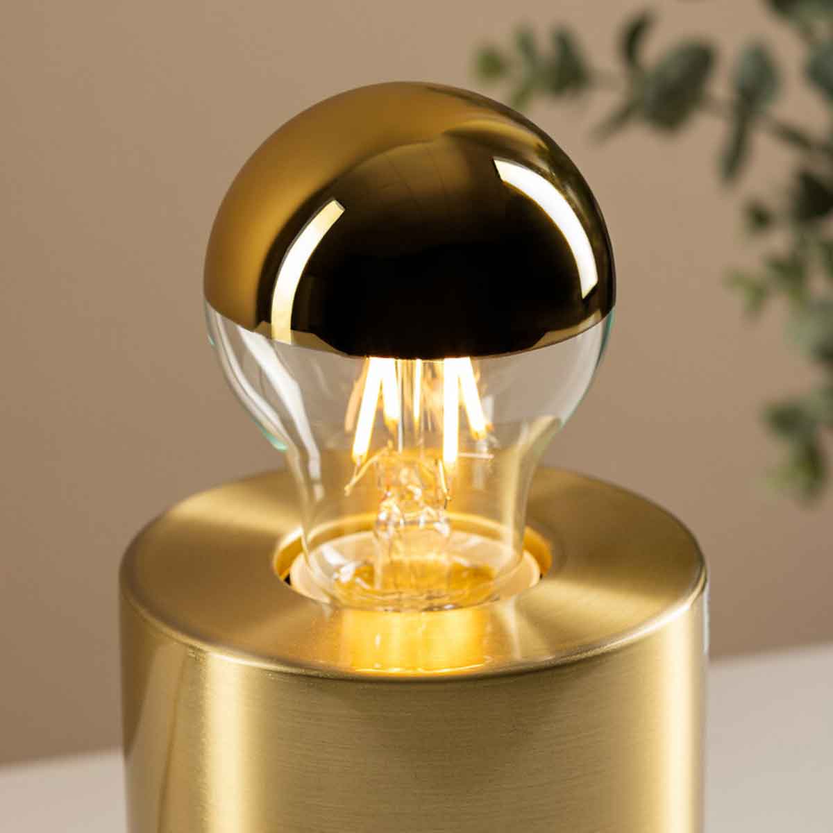 Lâmpada LED dourado A60