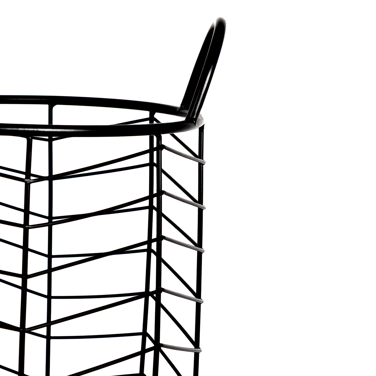 Cesto com pega preto em metal 38,5cm