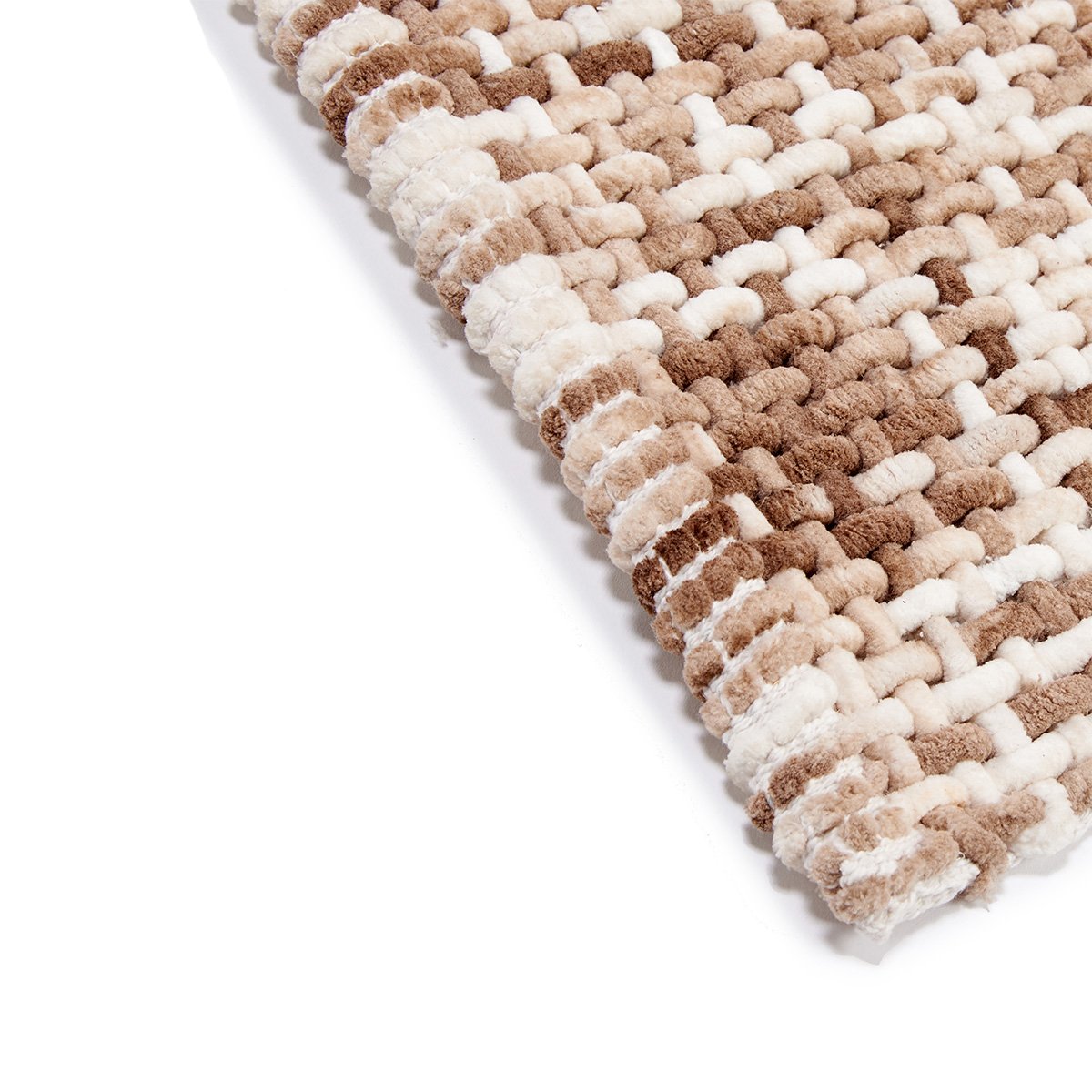 Tapete bege em malha 50x80cm