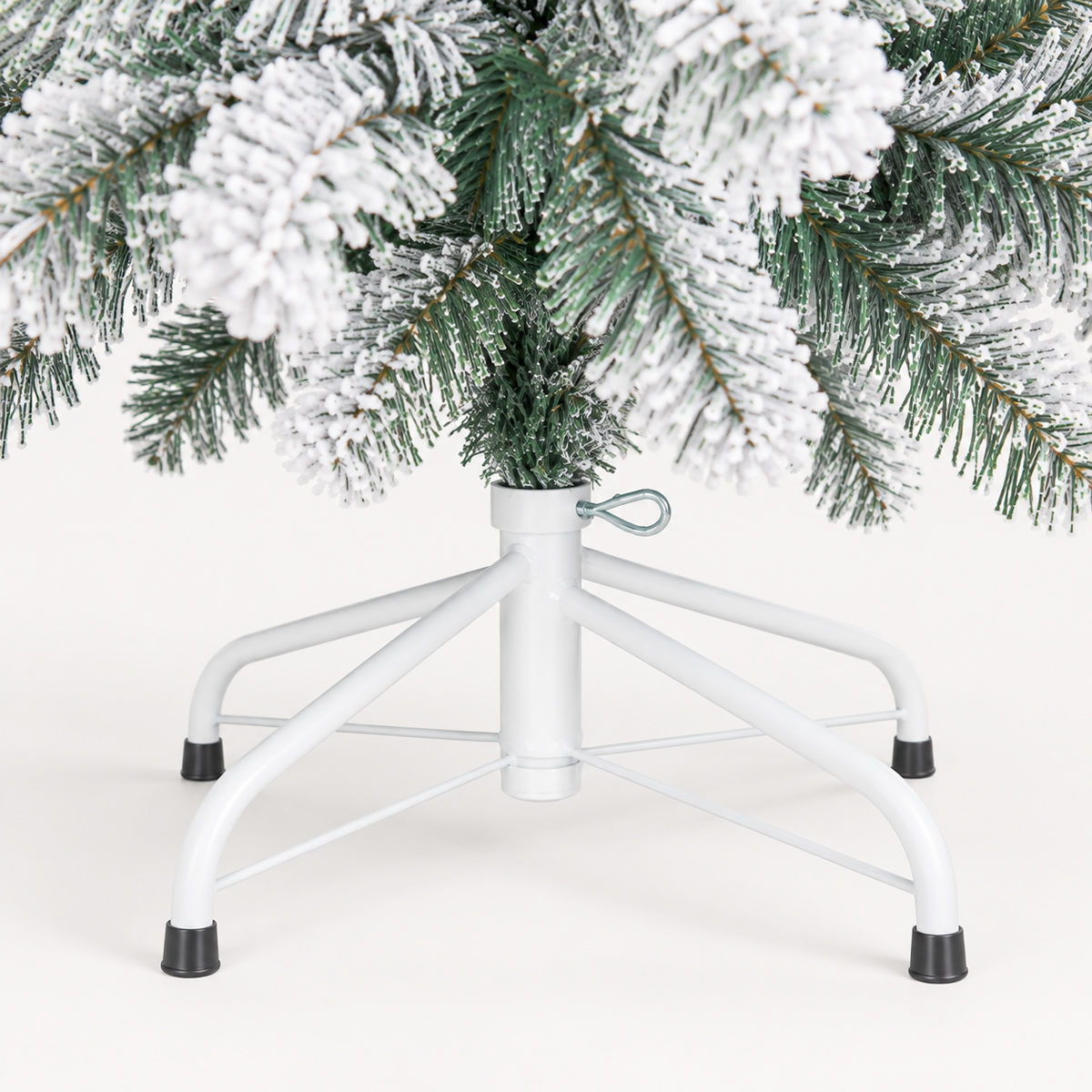 &Aacute;rvore de natal FLOQUE verde com efeito neve 150cm
