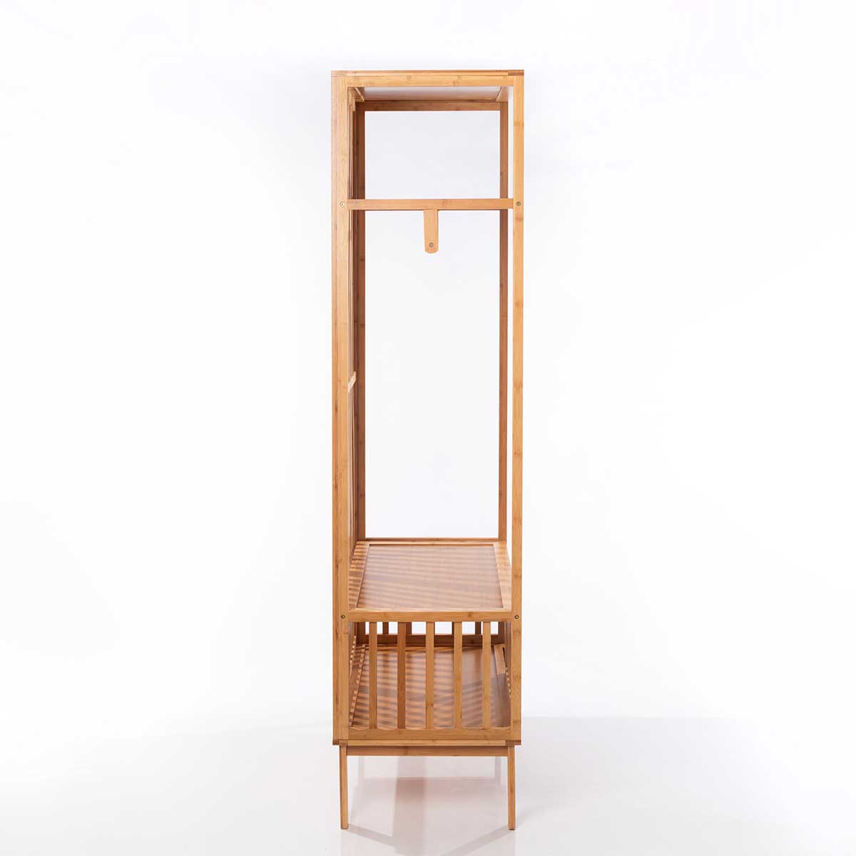 Arm&aacute;rio em bambu 187cm