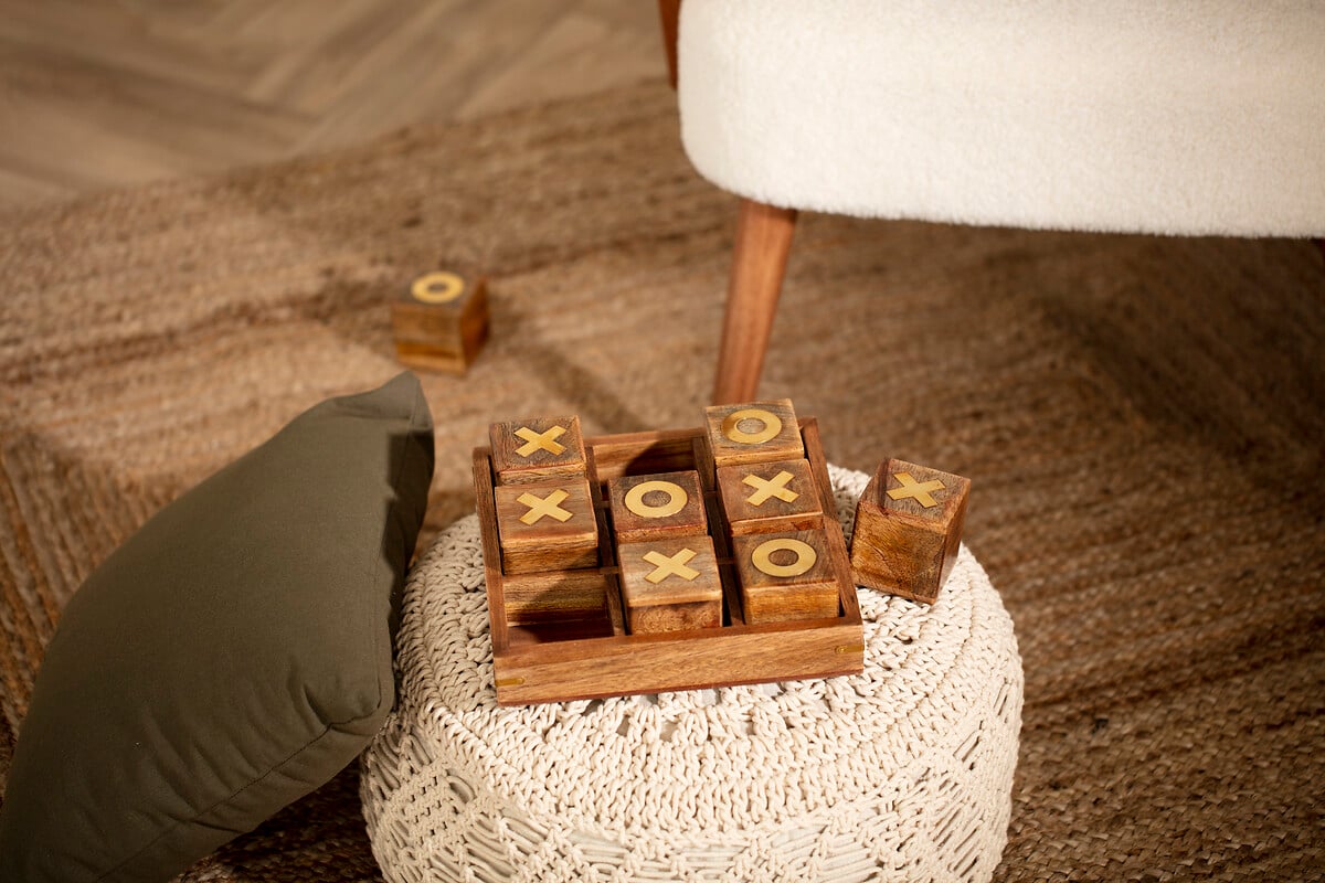 Jogo do galo em madeira bege 23x23cm