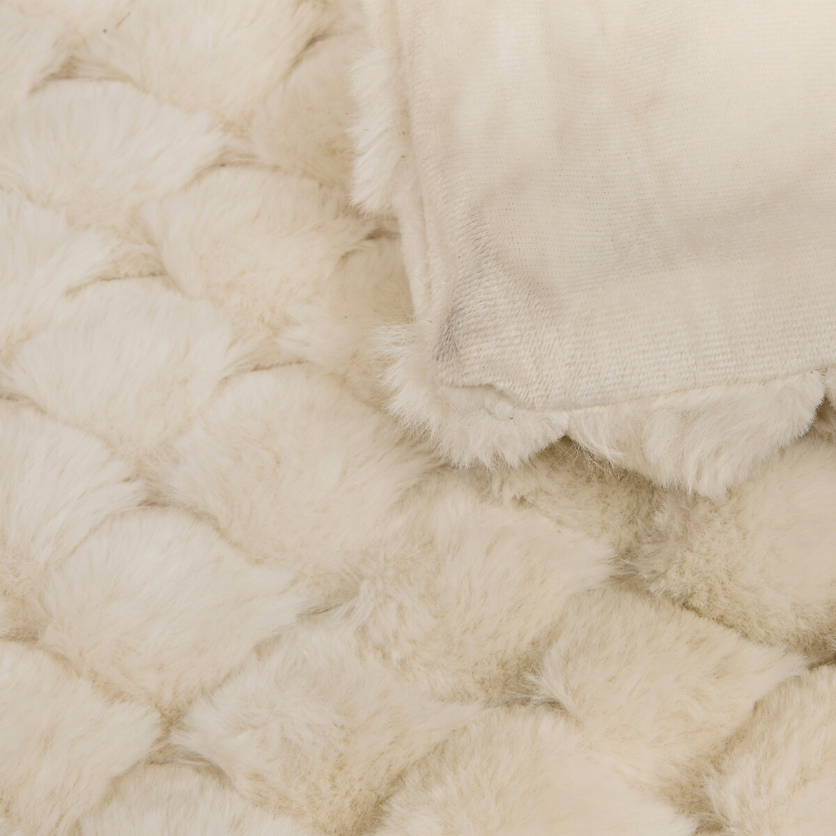 Manta ADRIEL bege pelo 180x230cm