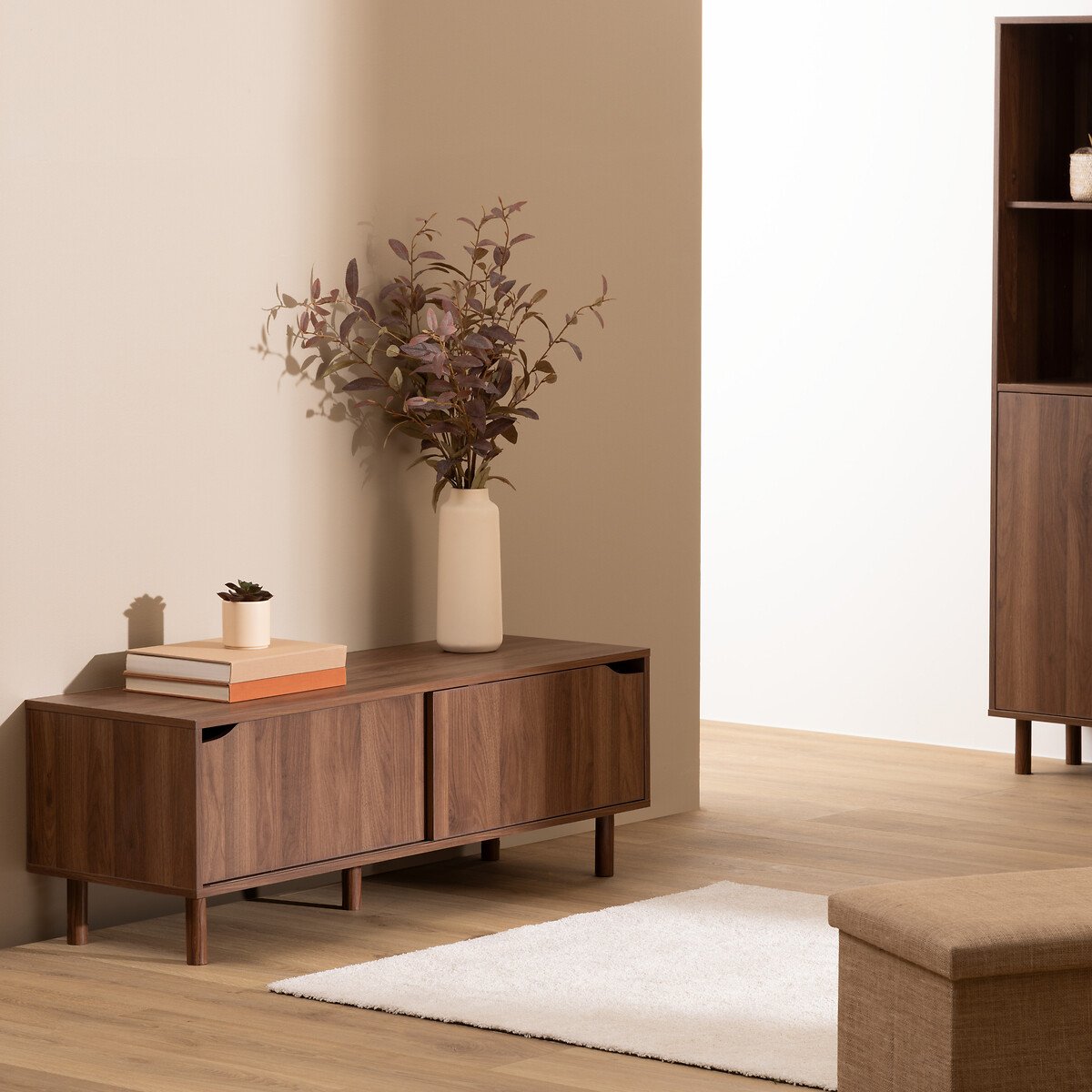 M&oacute;vel de tv SLIDY castanho em mdf com 2 portas