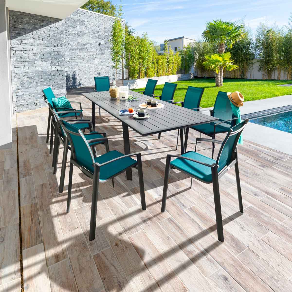 Cadeira empilhável AXANT azul em alumínio