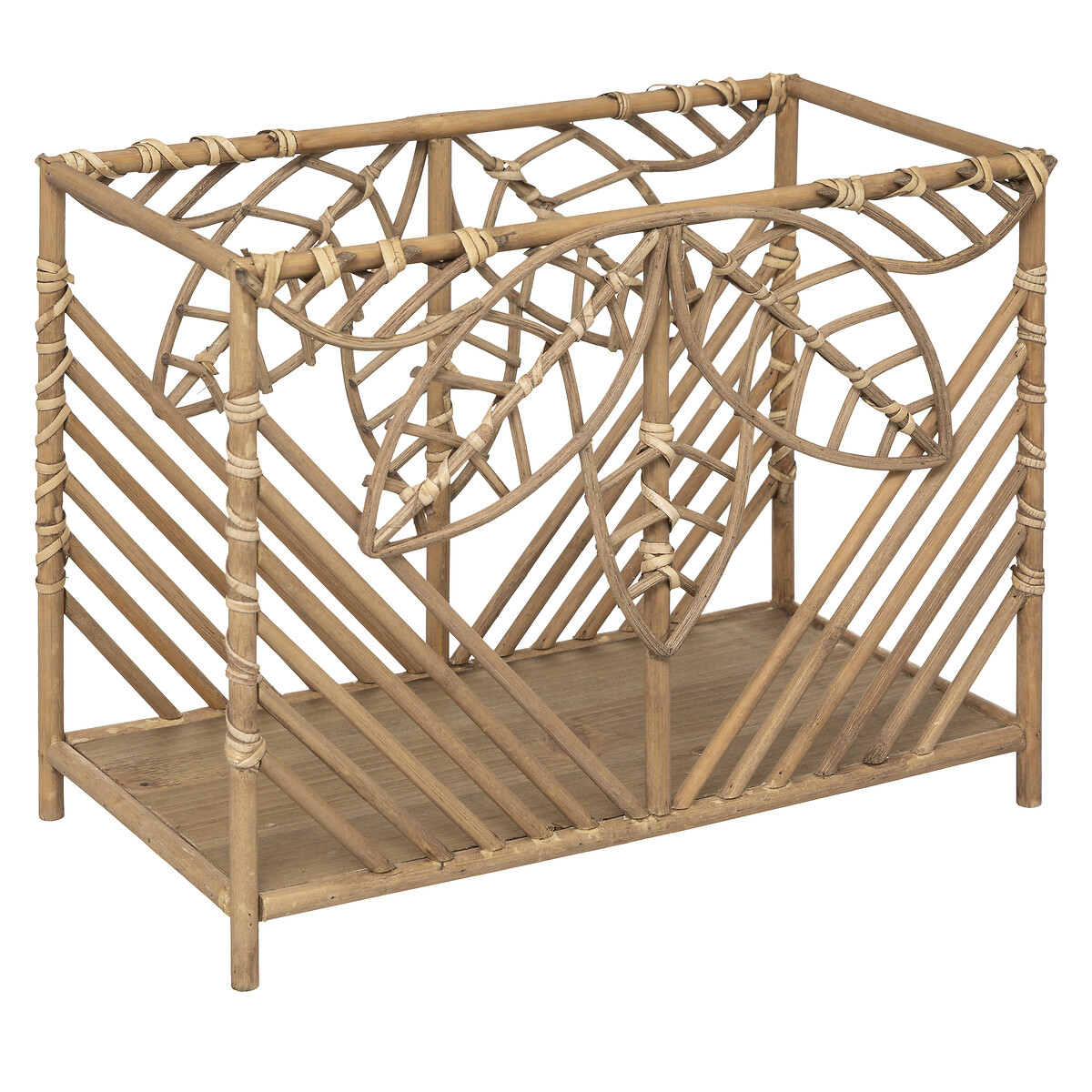 Porta revistas em rattan e bambu