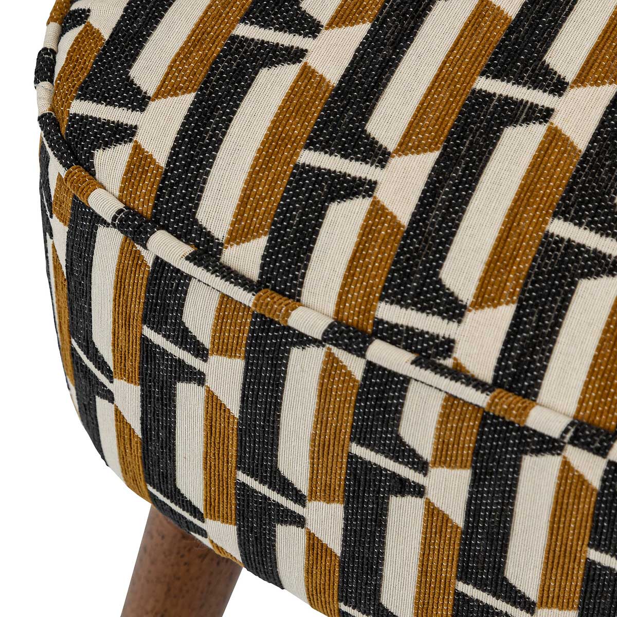 Poltrona CHIARA em tecido decorado