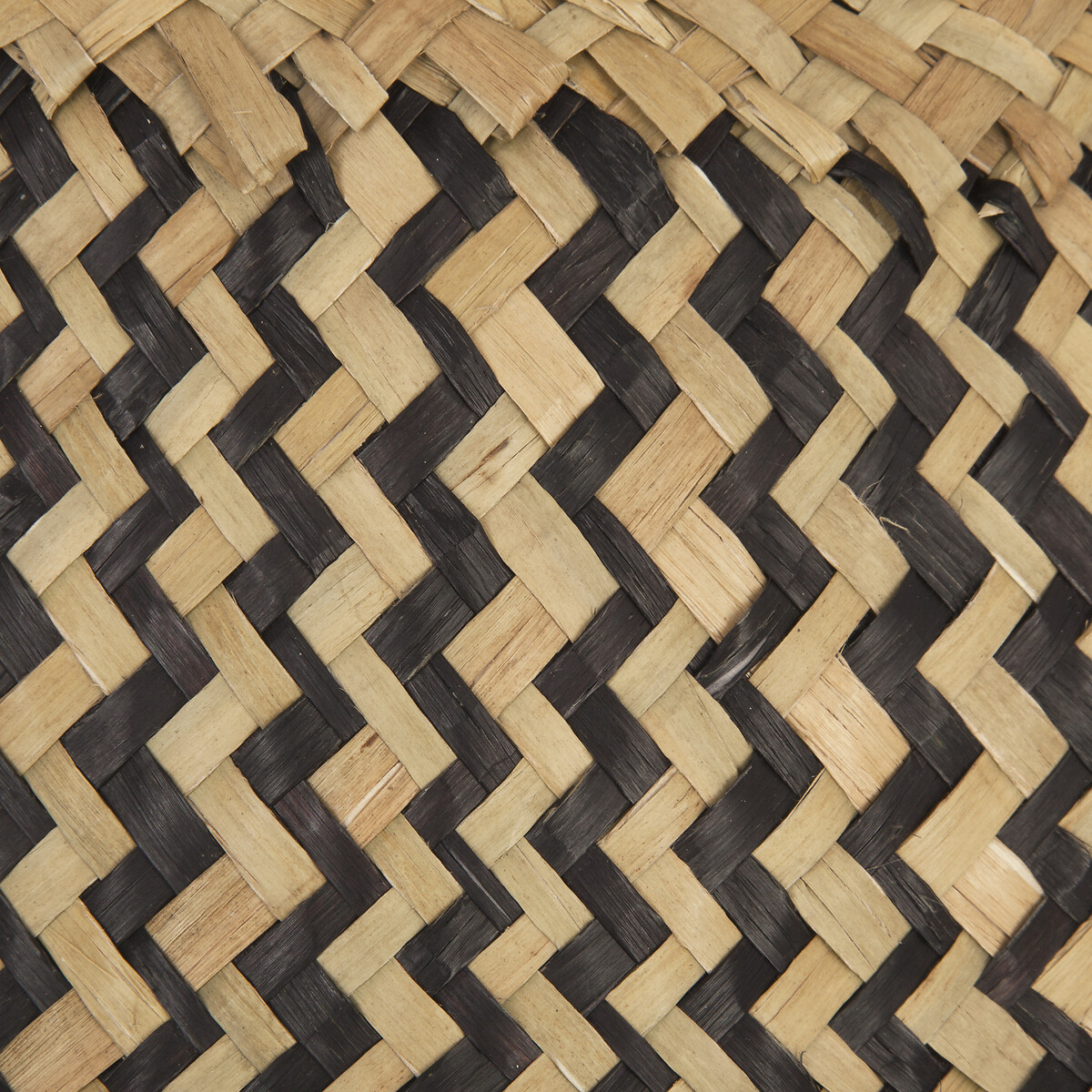 Cesto seagrass preto e natural com pegas 35cm