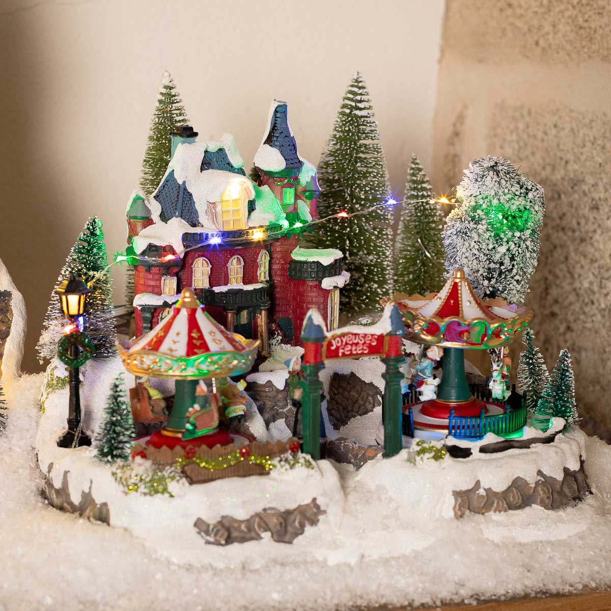 Parque de diversões luminosa e com movimento,  Parque de diversões luminosa e com movimento