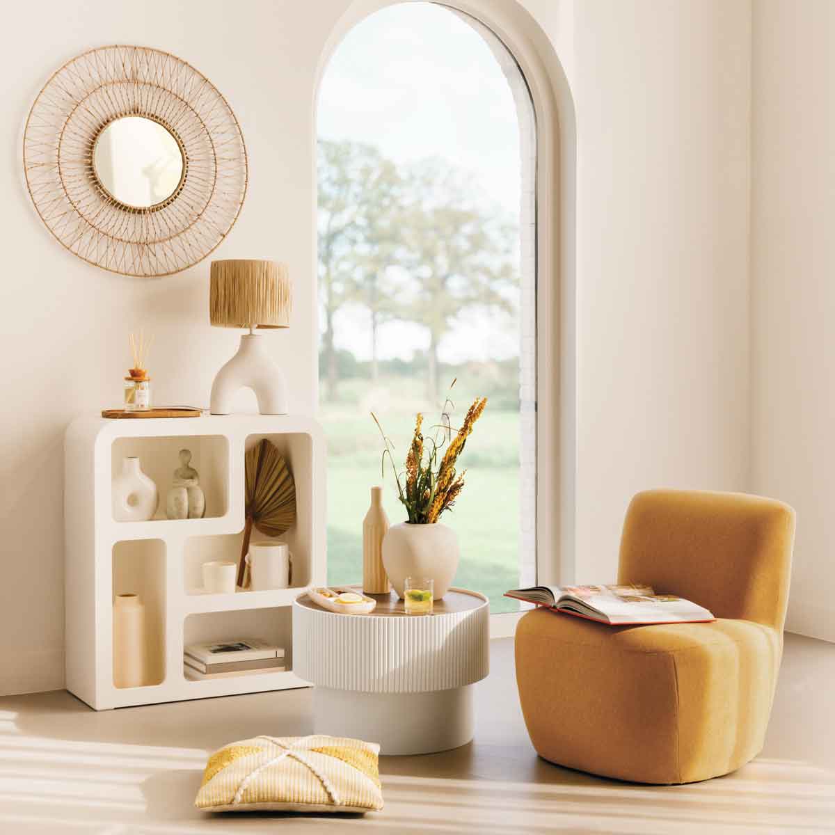 Poltrona LEONE amarela 68cm