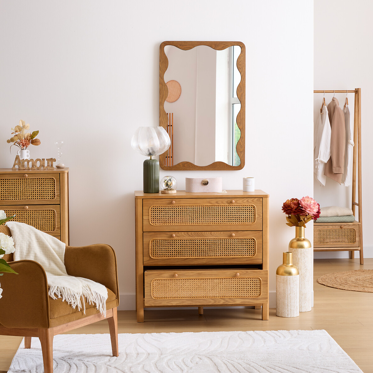 Comoda TIRIA castanha com 3 gavetas