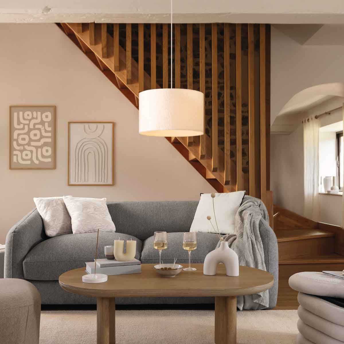 Candeeiro de teto TINA com abajour em pelo bouclé,  Candeeiro de teto TINA com abajour em pelo bouclé